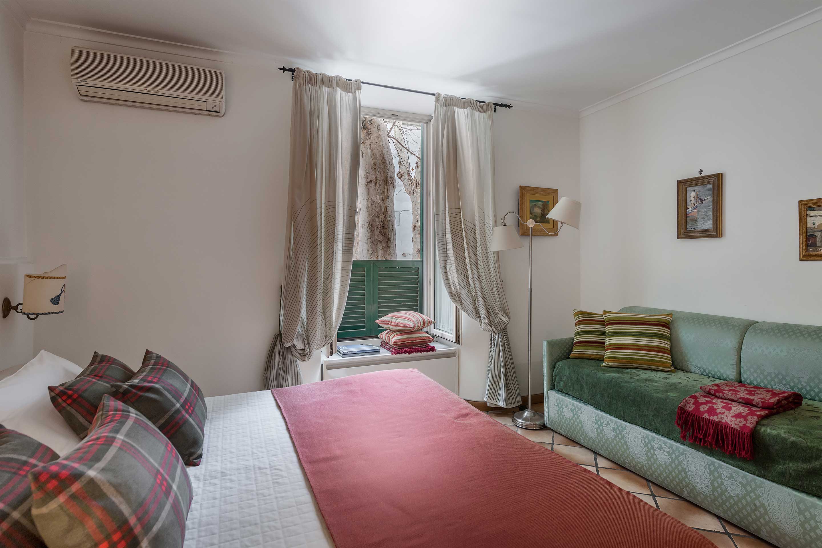 Gallery Camere